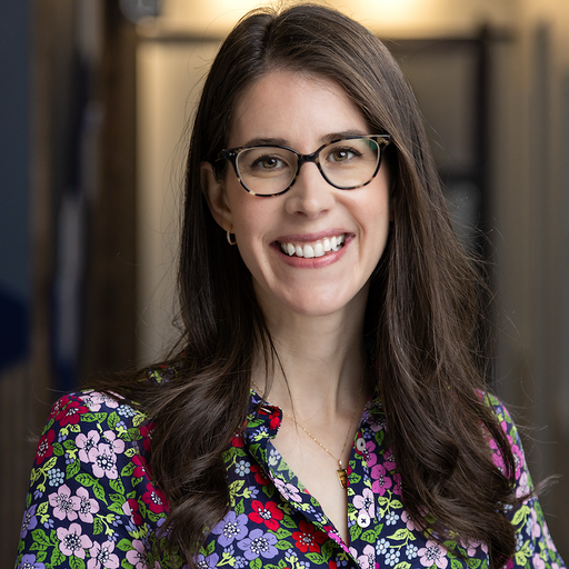 Headshot of Laura Burlson